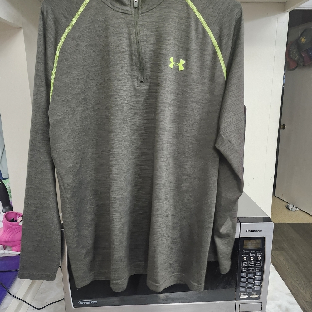 Under Armour Men's Olive Long Sleeve Shirt